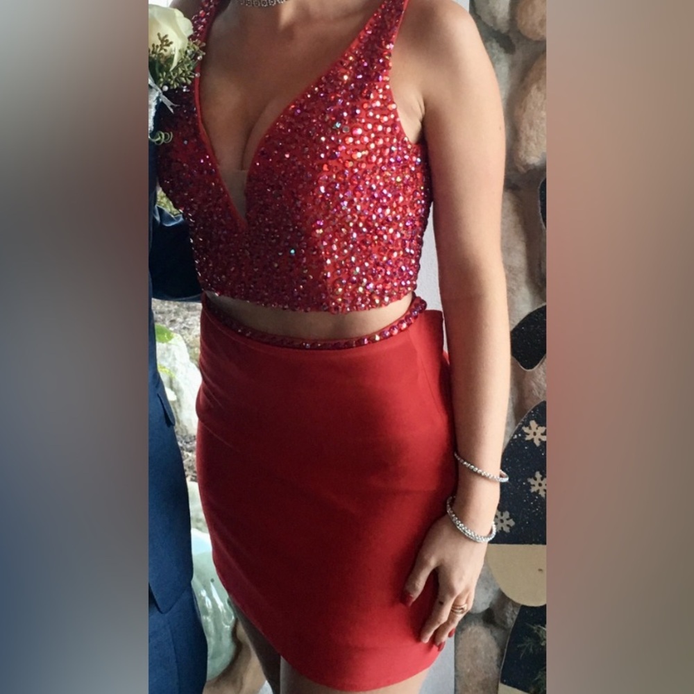 Sherri hill red two piece cocktail tight dress